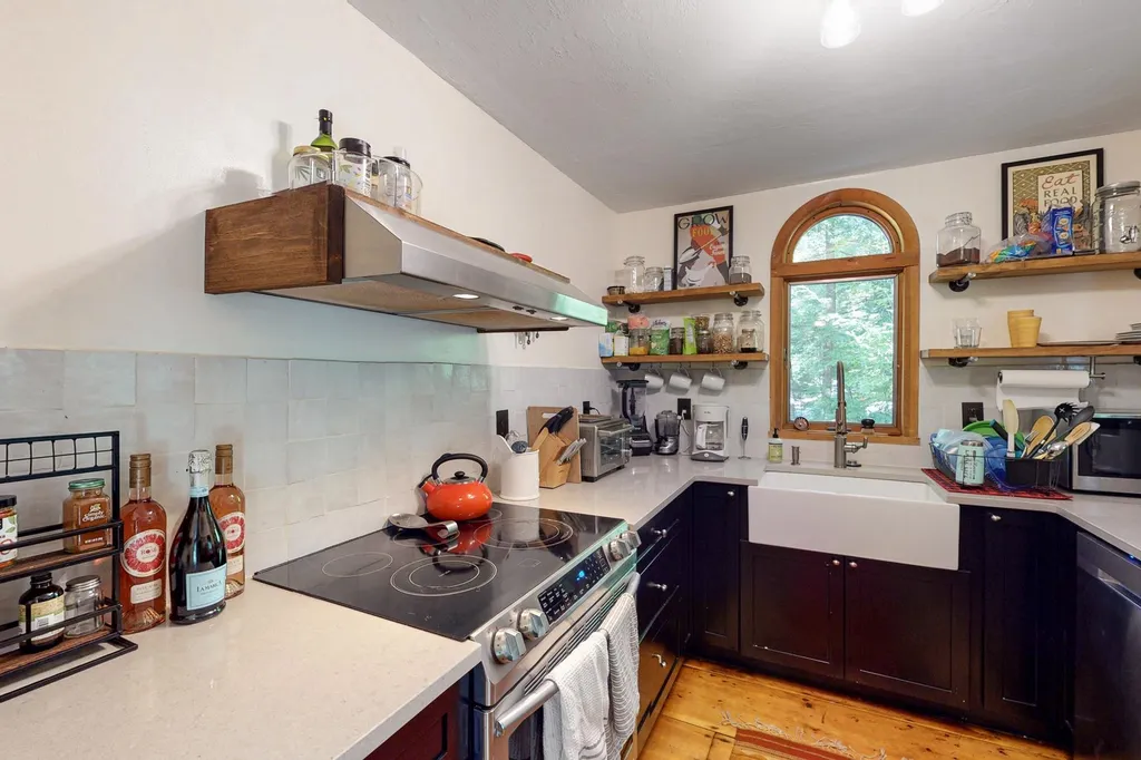 92 Collins Brook Road Meredith NH 03253