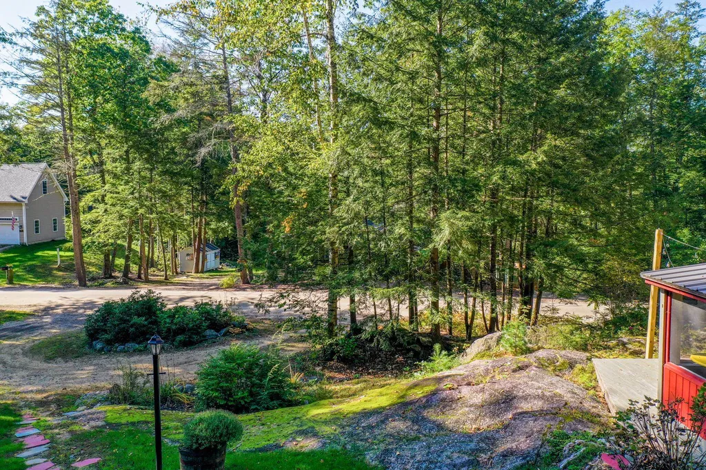 92 Collins Brook Road Meredith NH 03253