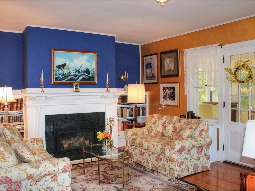 5166 Shelburne Road Shelburne VT 05482