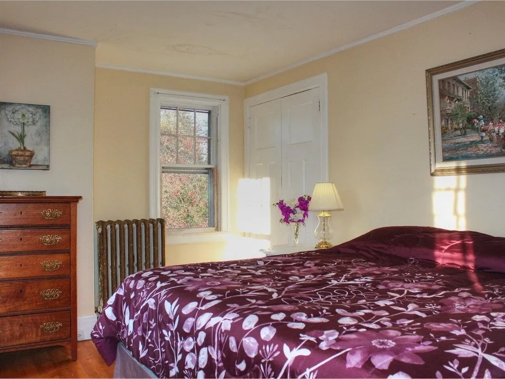 5166 Shelburne Road Shelburne VT 05482