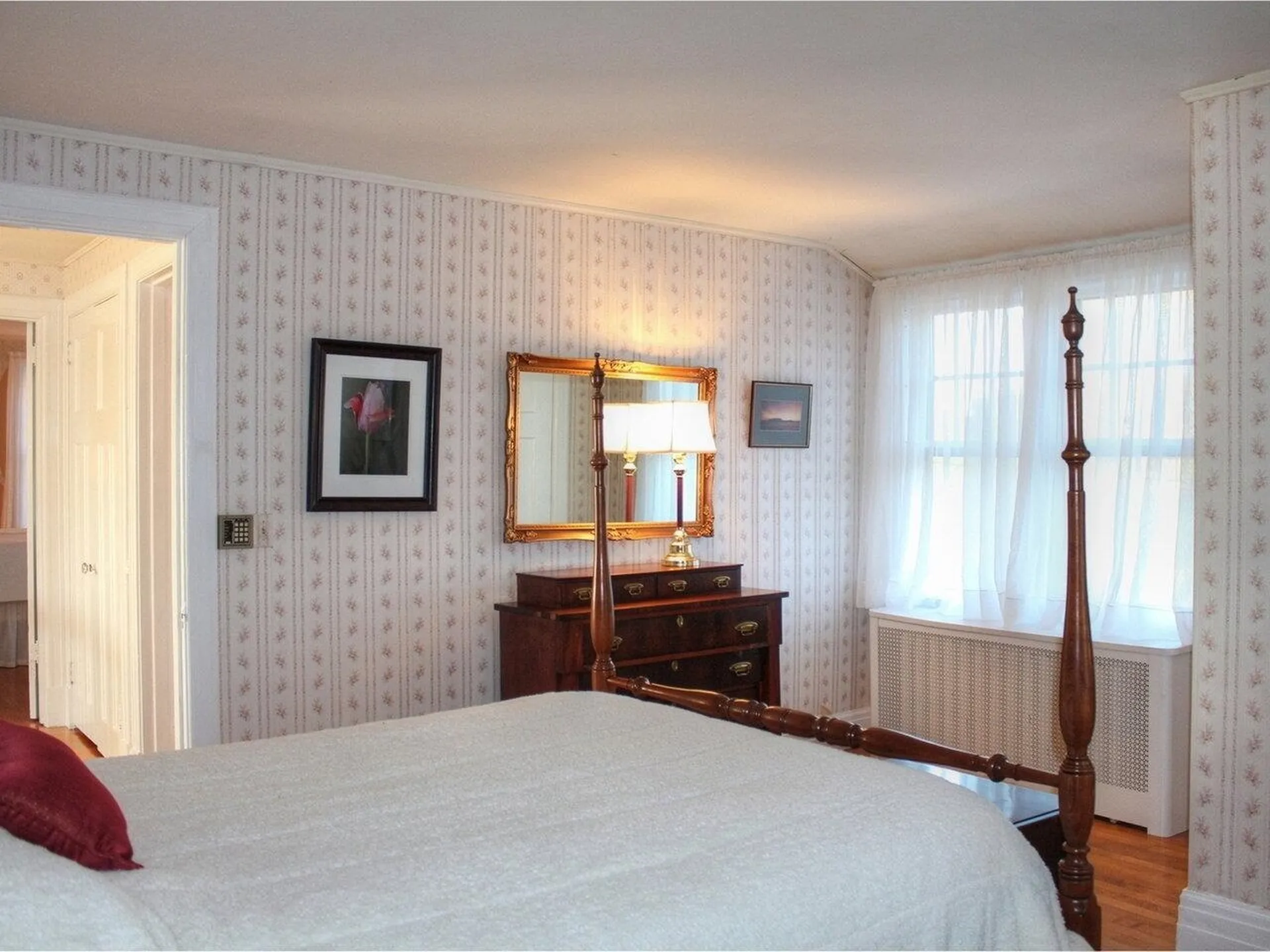 5166 Shelburne Road Shelburne VT 05482