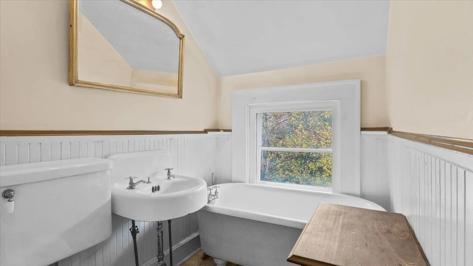 24 Joiner Brook Lane Bolton VT 05676