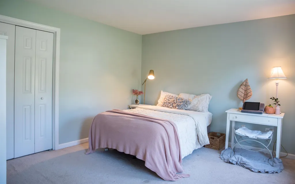 20 Thurston Drive Lee NH 03861
