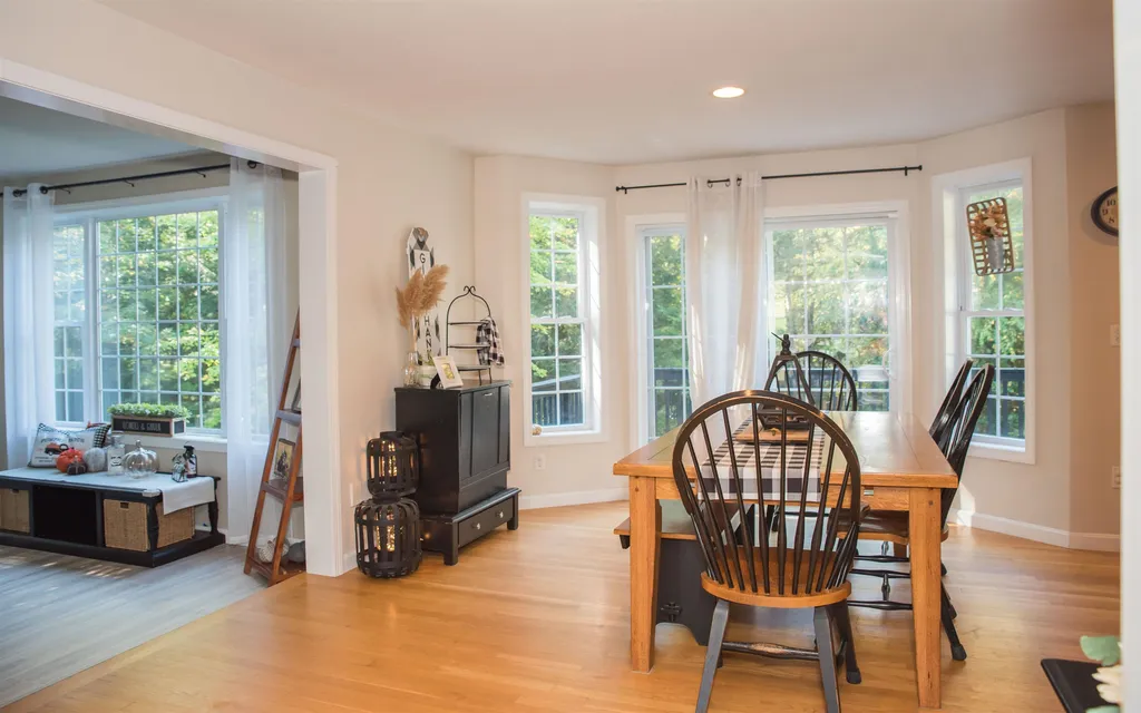 20 Thurston Drive Lee NH 03861