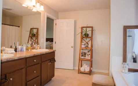 20 Thurston Drive Lee NH 03861