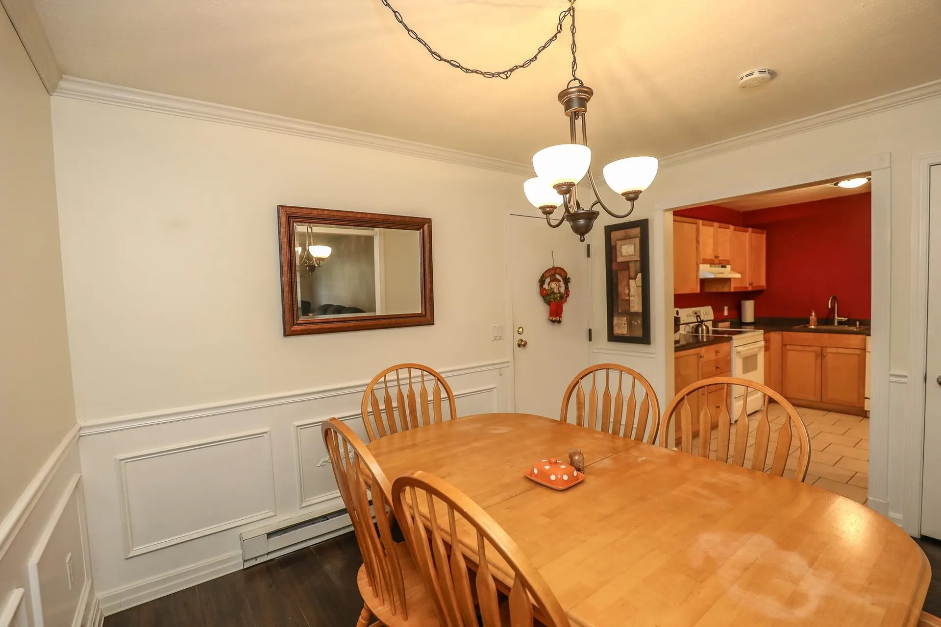 4 Fairfax Avenue Derry NH 03038