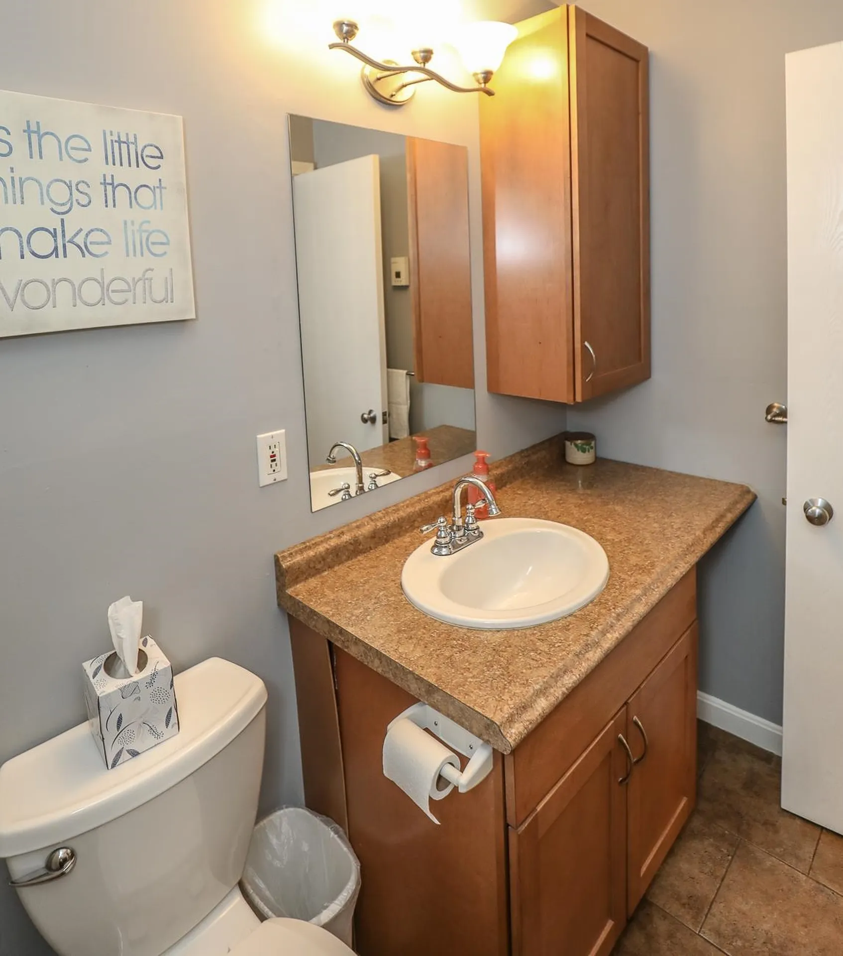 4 Fairfax Avenue Derry NH 03038