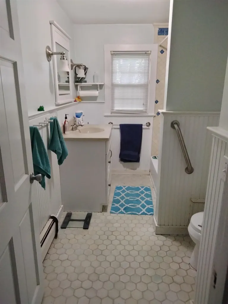 9 Ryder Road Keene NH 03431