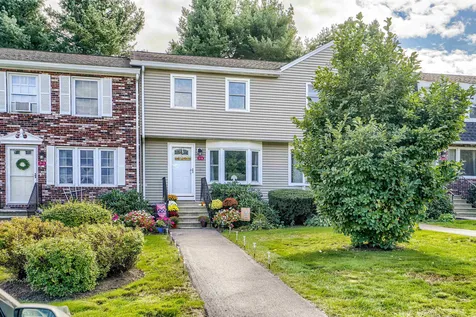 9 Foxtail Lane Goffstown NH 03045