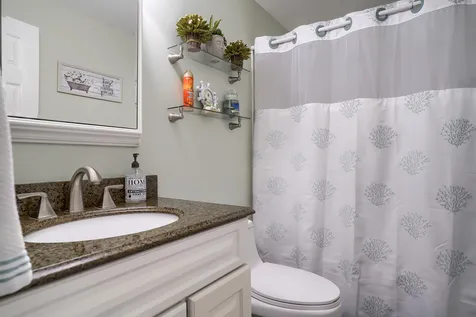 9 Foxtail Lane Goffstown NH 03045