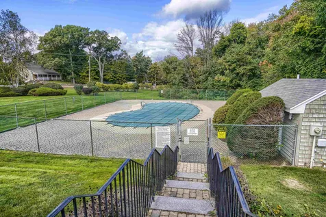 9 Foxtail Lane Goffstown NH 03045