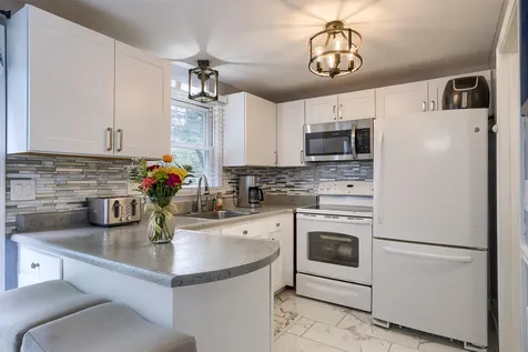 9 Foxtail Lane Goffstown NH 03045