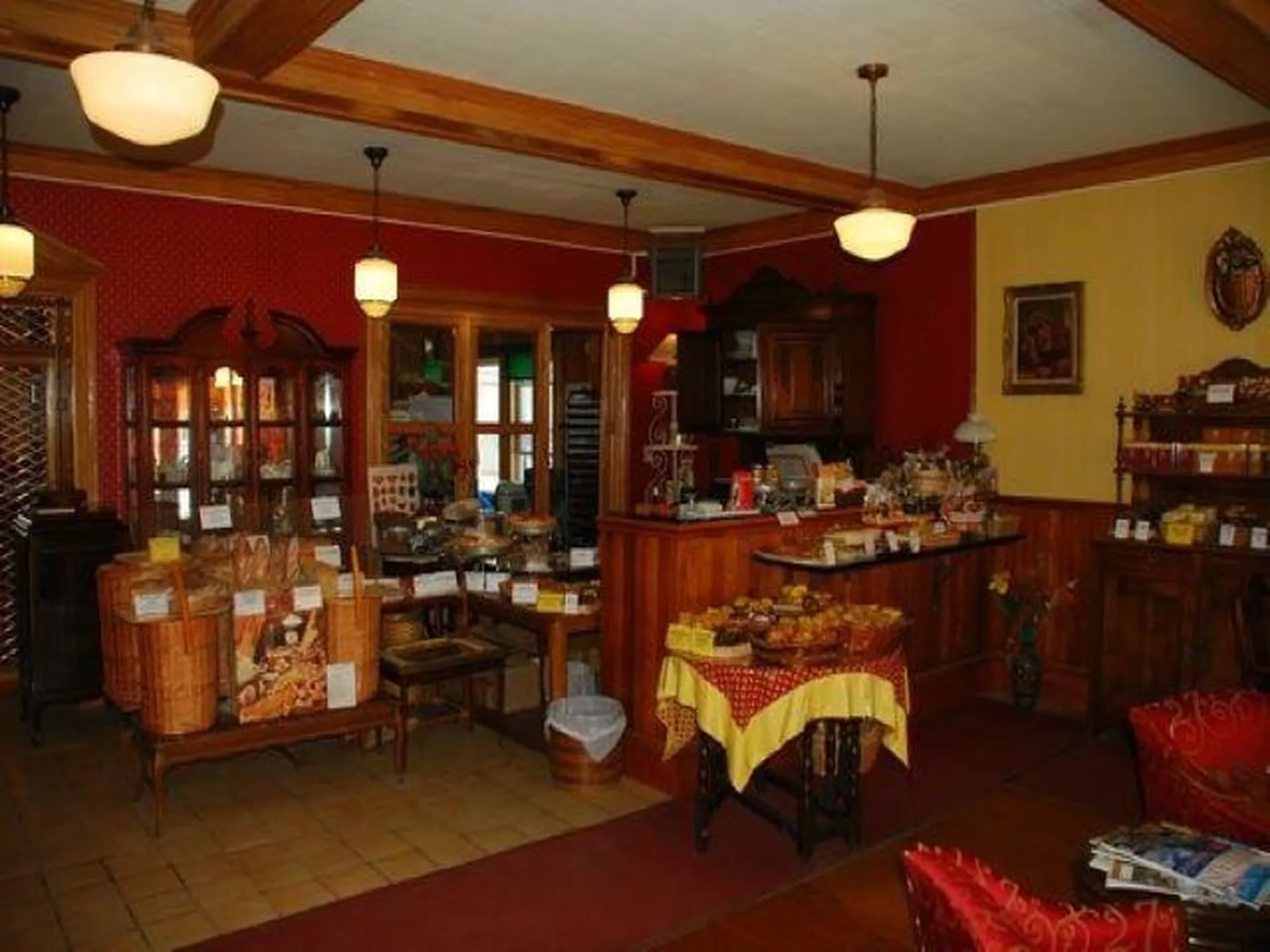 121 Main Street Colebrook NH 03576