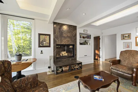 82 Lords Hill Lane Hanover NH 03750