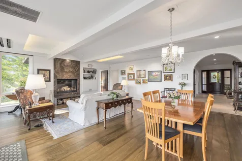 82 Lords Hill Lane Hanover NH 03750