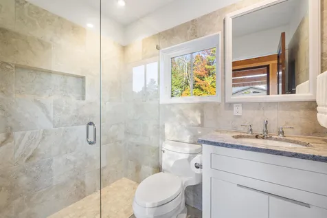 82 Lords Hill Lane Hanover NH 03750