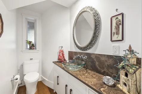 82 Lords Hill Lane Hanover NH 03750