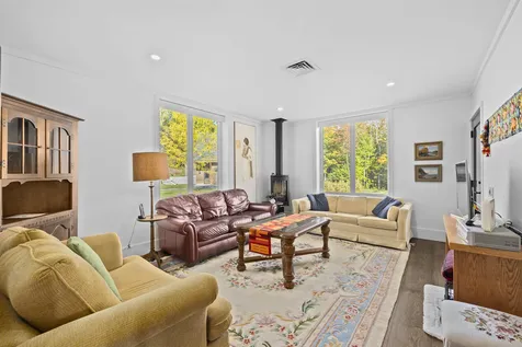 82 Lords Hill Lane Hanover NH 03750