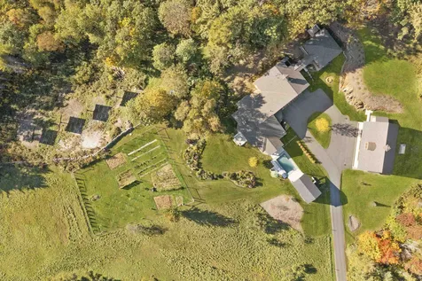 82 Lords Hill Lane Hanover NH 03750