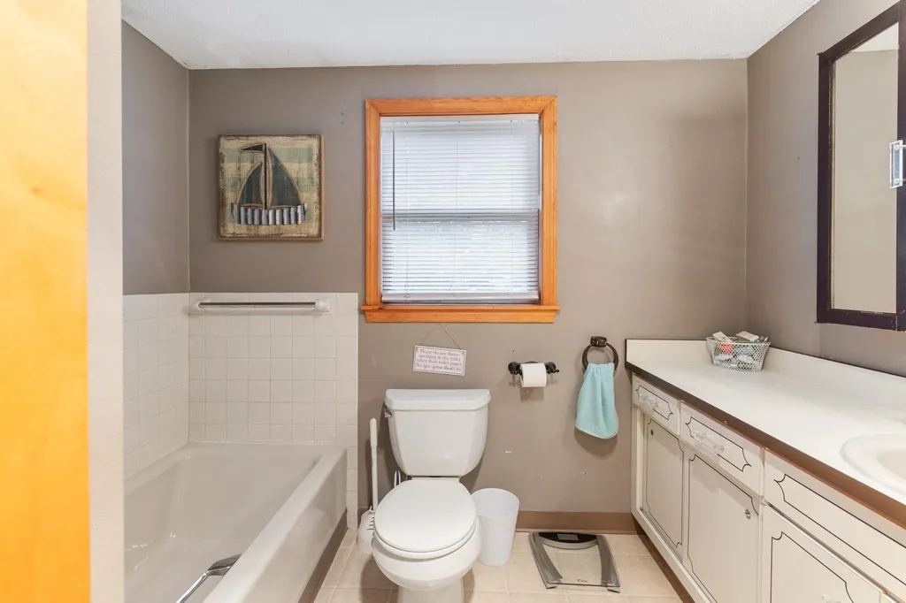 6 Paquette Lane Sunapee NH 03782