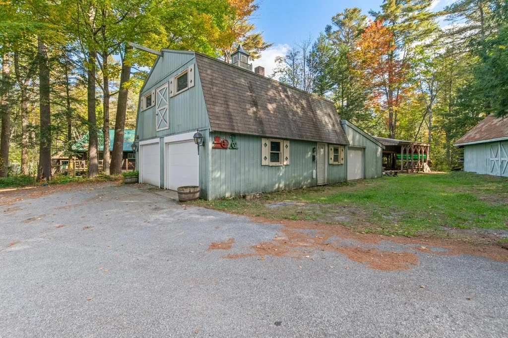 6 Paquette Lane Sunapee NH 03782