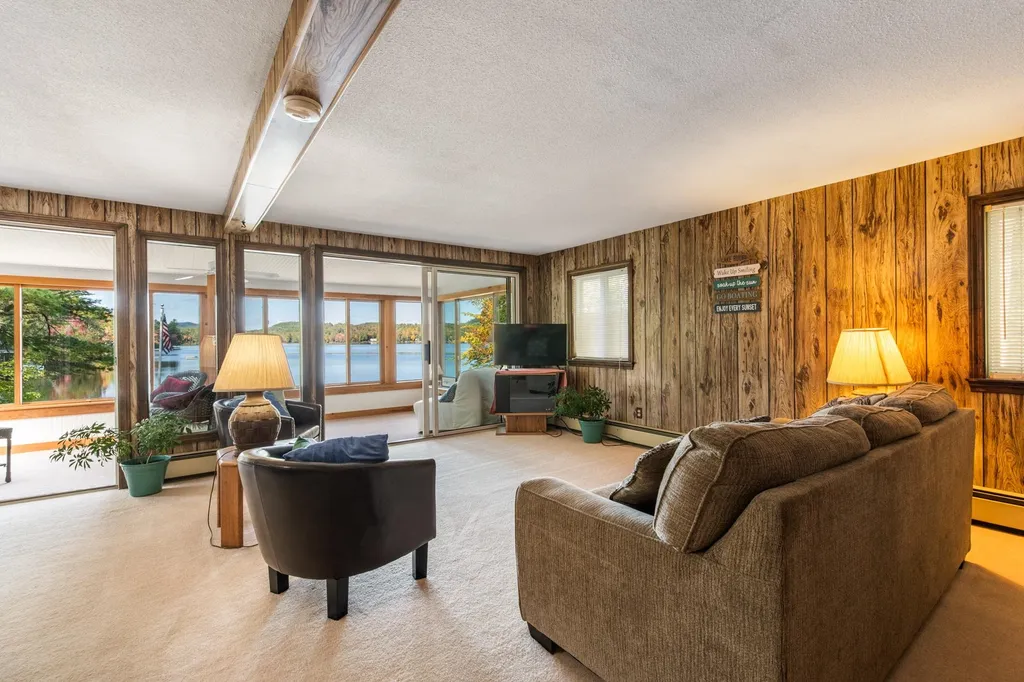 6 Paquette Lane Sunapee NH 03782