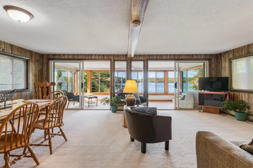 6 Paquette Lane Sunapee NH 03782