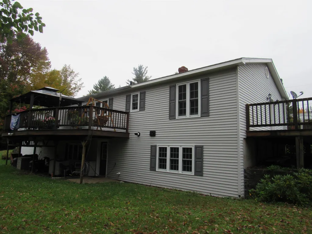49 Spring Road Milan NH 03588