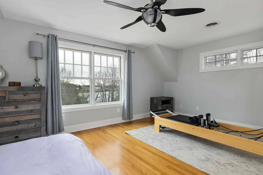 1 Tudor Drive Kittery ME 03904-1356