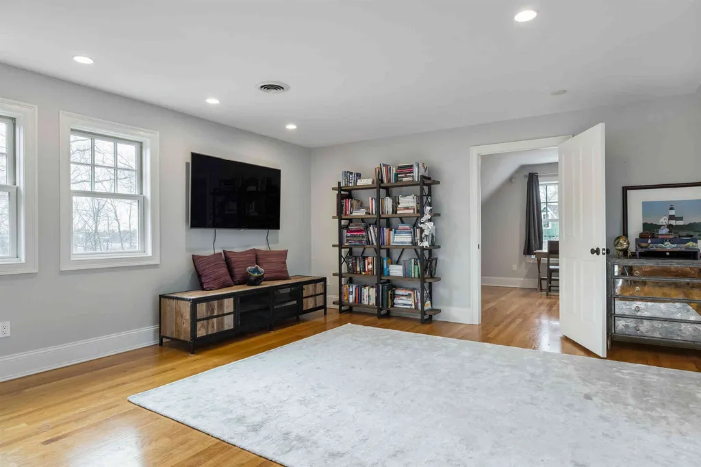 1 Tudor Drive Kittery ME 03904-1356