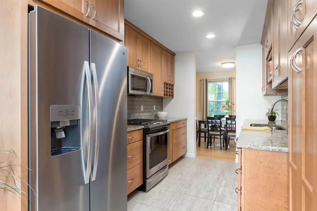190 Deer Lane Colchester VT 05446