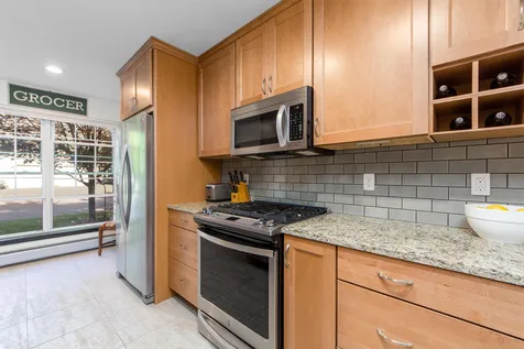 190 Deer Lane Colchester VT 05446