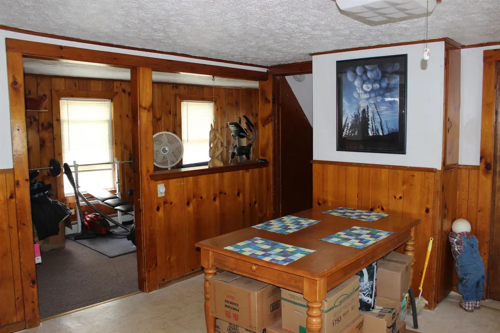 90 Ledge Street Nashua NH 03060