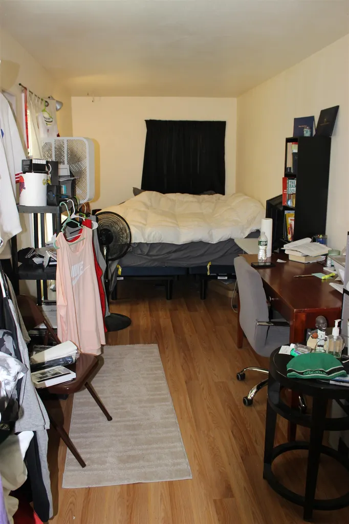 90 Ledge Street Nashua NH 03060