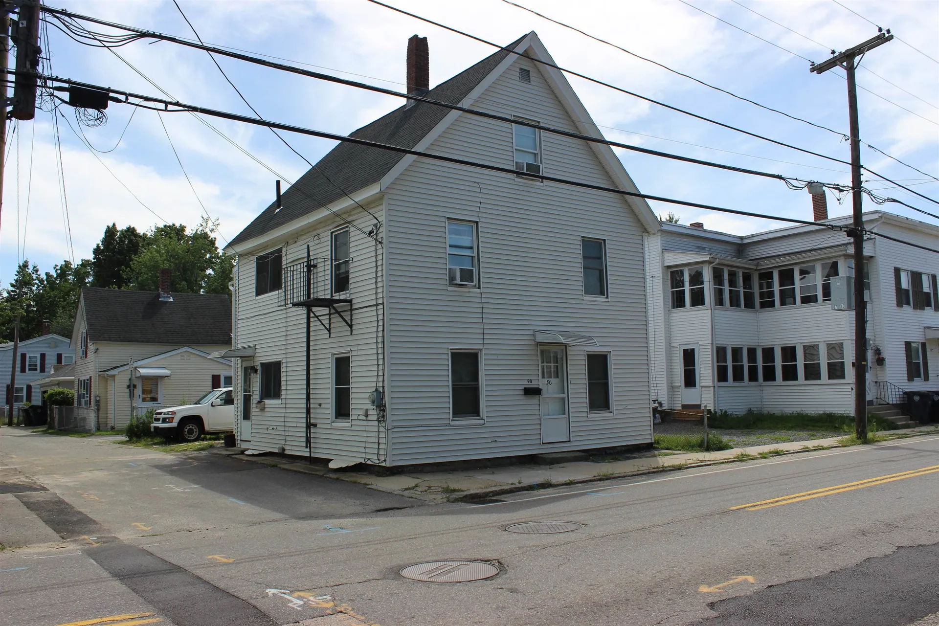 90 Ledge Street Nashua NH 03060