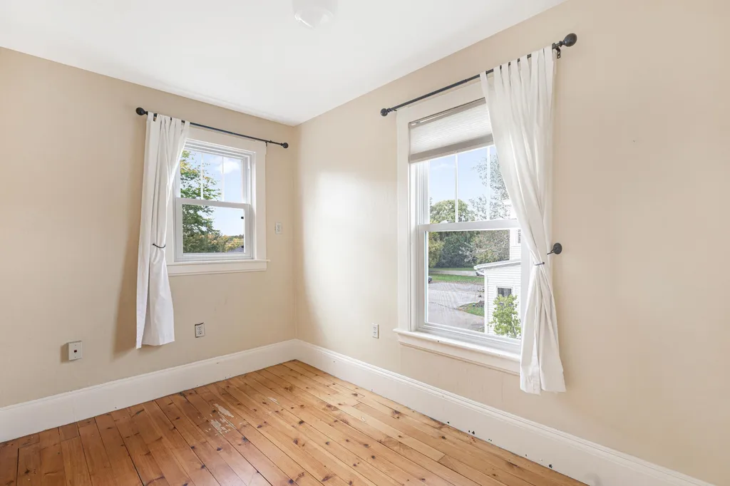 66 Court Street Middlebury VT 05753