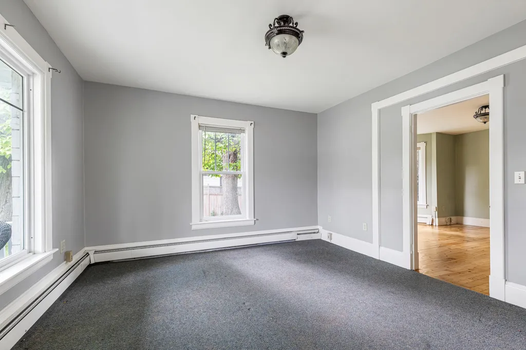 66 Court Street Middlebury VT 05753