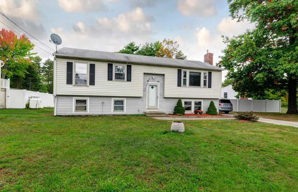 83 Glen Forest Drive Manchester NH 03109