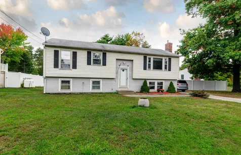 83 Glen Forest Drive Manchester NH 03109