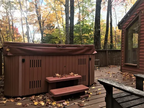 10 Deer Run Lane Wilmington VT 05363