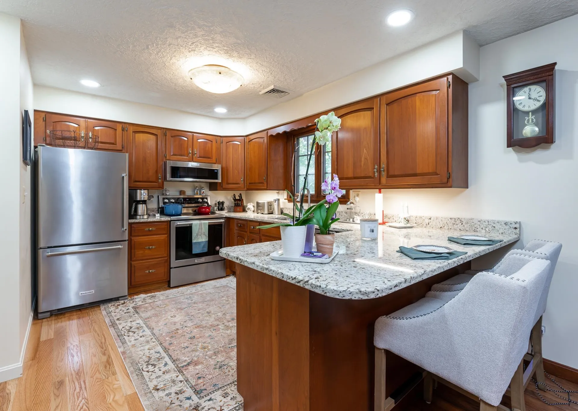 33 Pinecrest Drive Bedford NH 03110