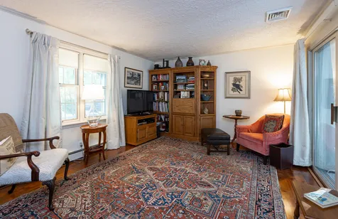 33 Pinecrest Drive Bedford NH 03110
