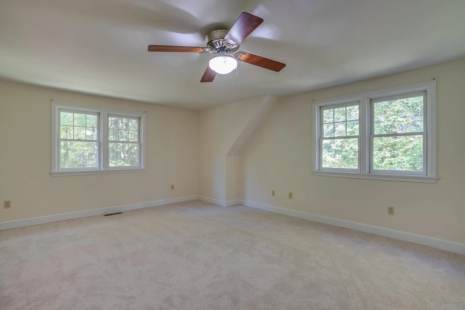 3 Windmill Lane Atkinson NH 03811