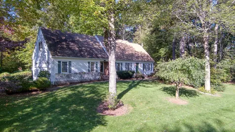 3 Windmill Lane Atkinson NH 03811