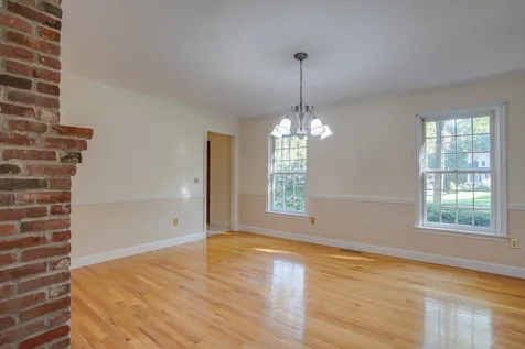 3 Windmill Lane Atkinson NH 03811