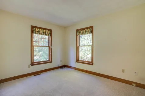 3 Windmill Lane Atkinson NH 03811