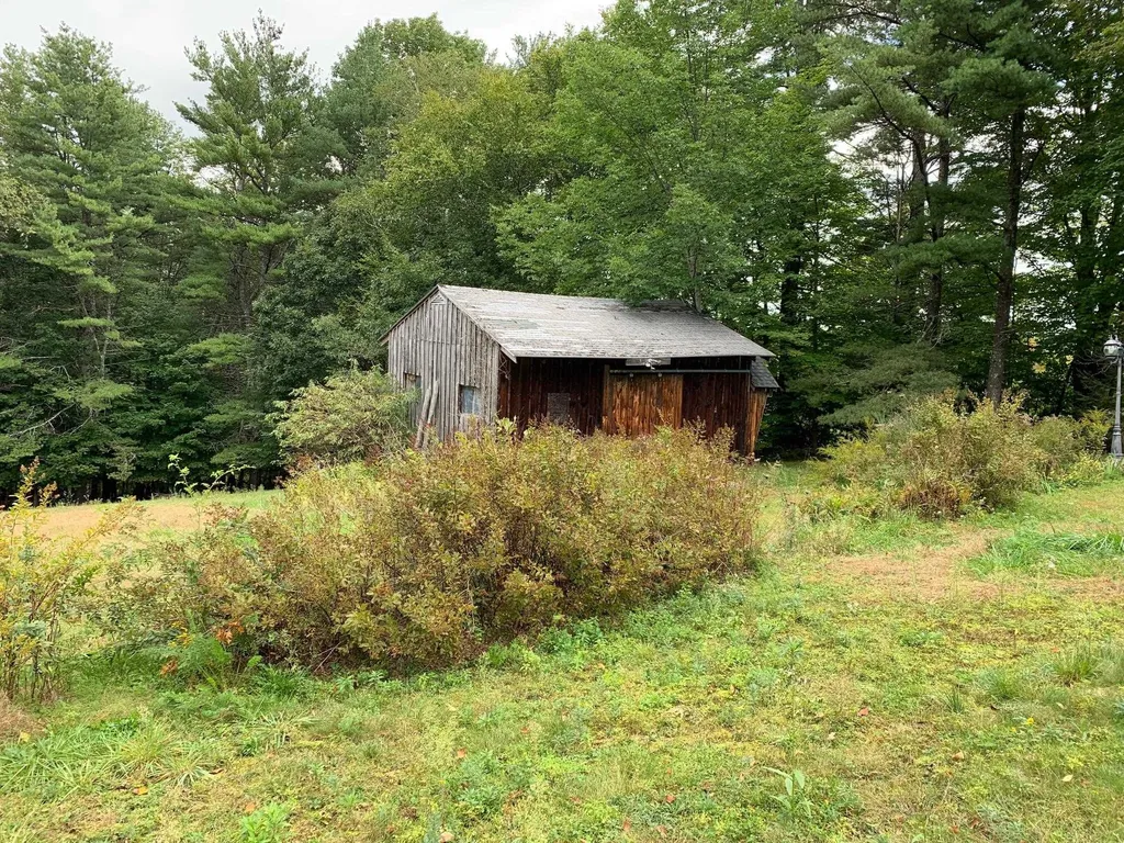 191 North Road Deerfield NH 03037