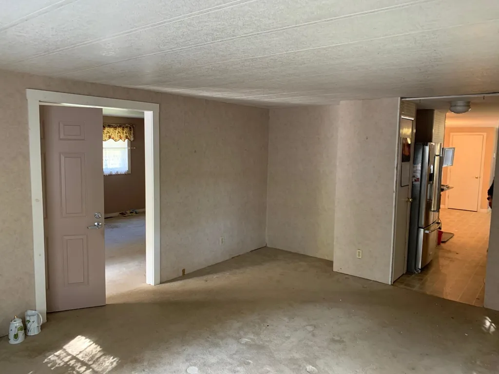191 North Road Deerfield NH 03037