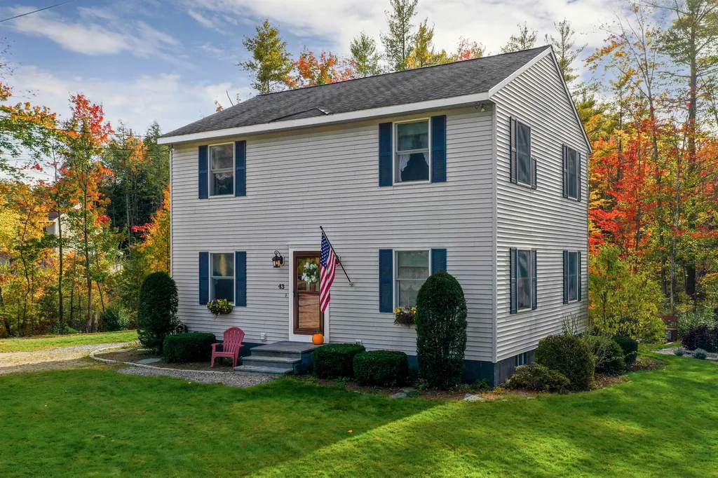 43 Opal Lane Laconia NH 03246