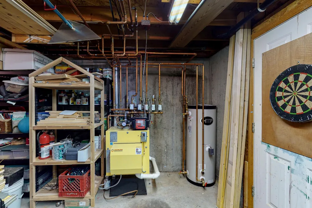 43 Opal Lane Laconia NH 03246